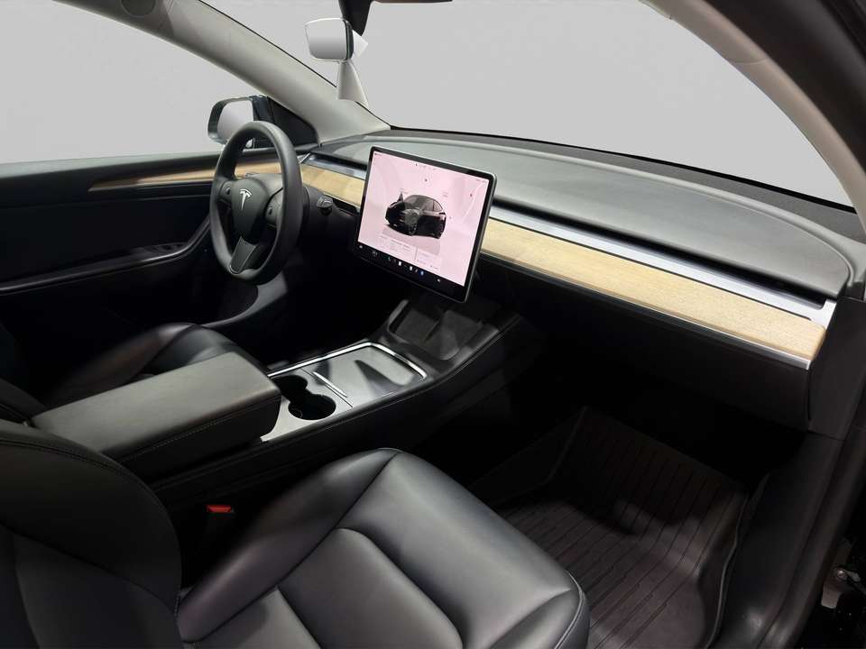 Tesla Model Y - Imagem 9