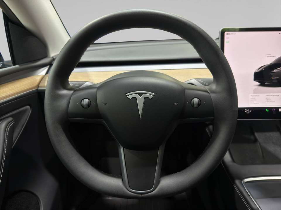 Tesla Model Y - Imagem 13