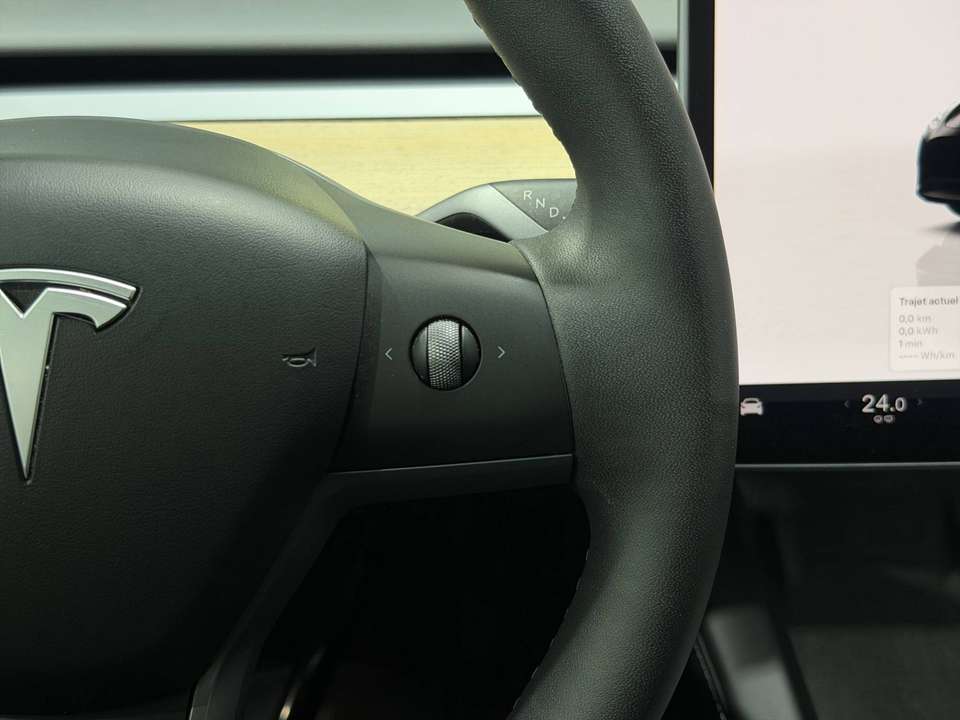Tesla Model Y - Imagem 14