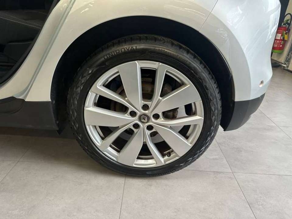 Renault Scenic - Imagem 11