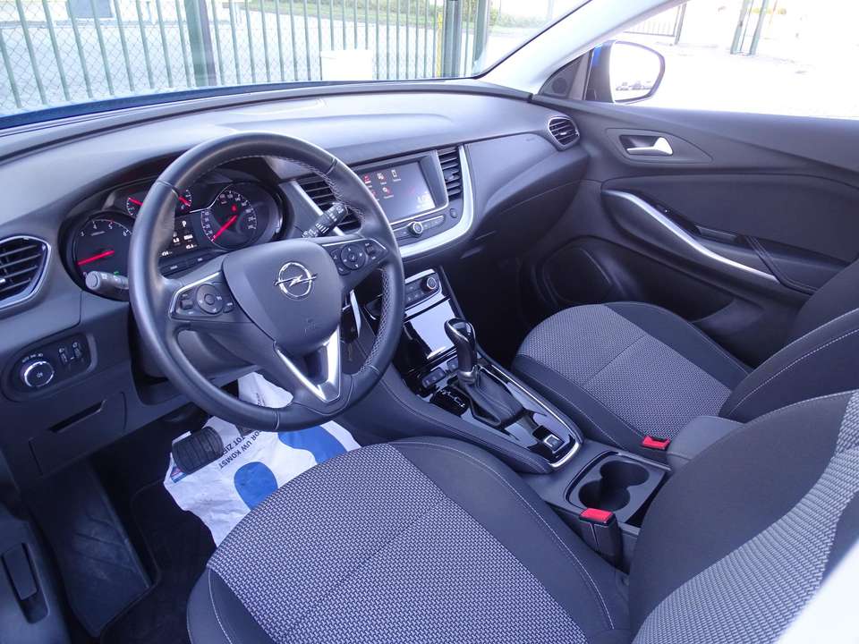 Opel Grandland X - Imagem 12