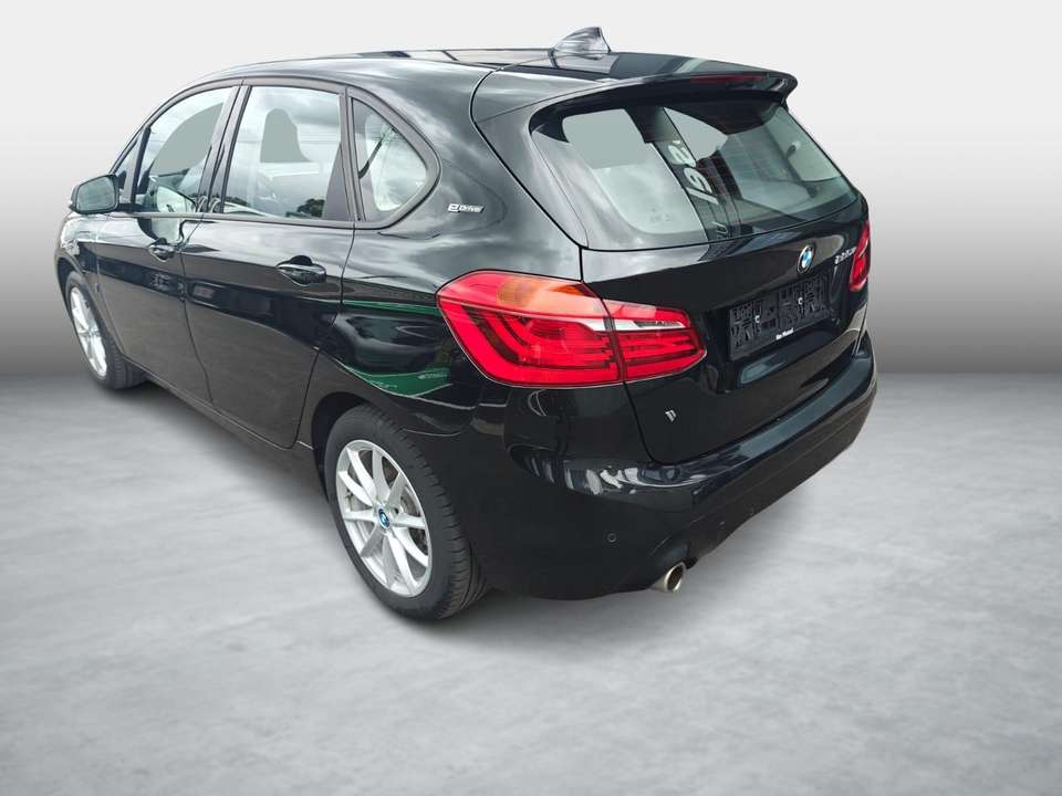 BMW 225 - Imagem 7