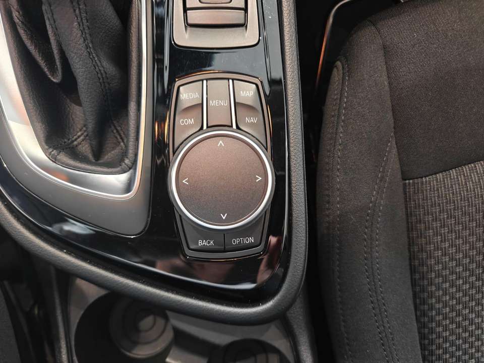 BMW 225 - Imagem 15