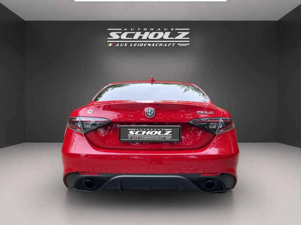 Alfa Romeo Giulia - Imagem 5