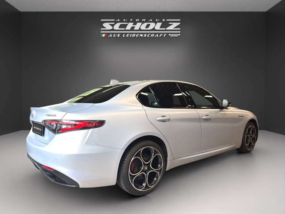 Alfa Romeo Giulia - Imagem 4