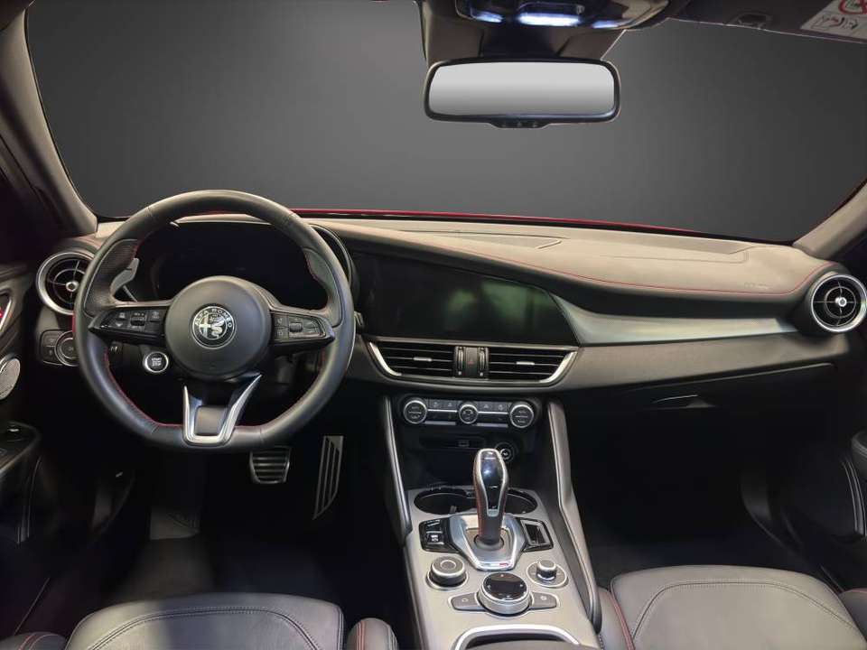 Alfa Romeo Giulia - Imagem 9