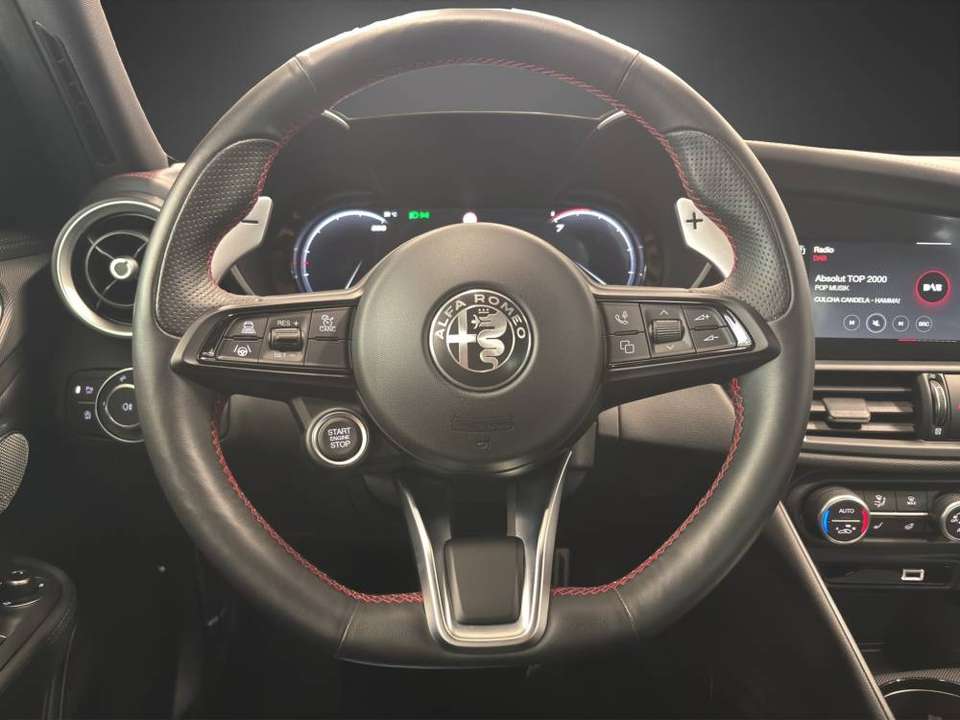 Alfa Romeo Giulia - Imagem 10