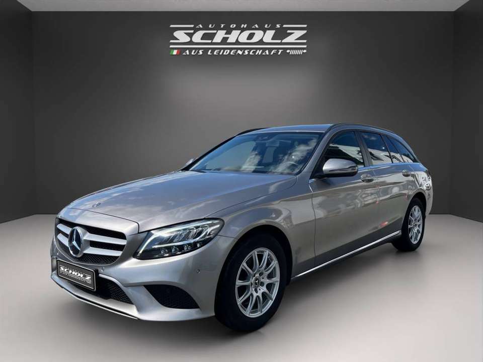 Mercedes-Benz C 200 - Imagem 1
