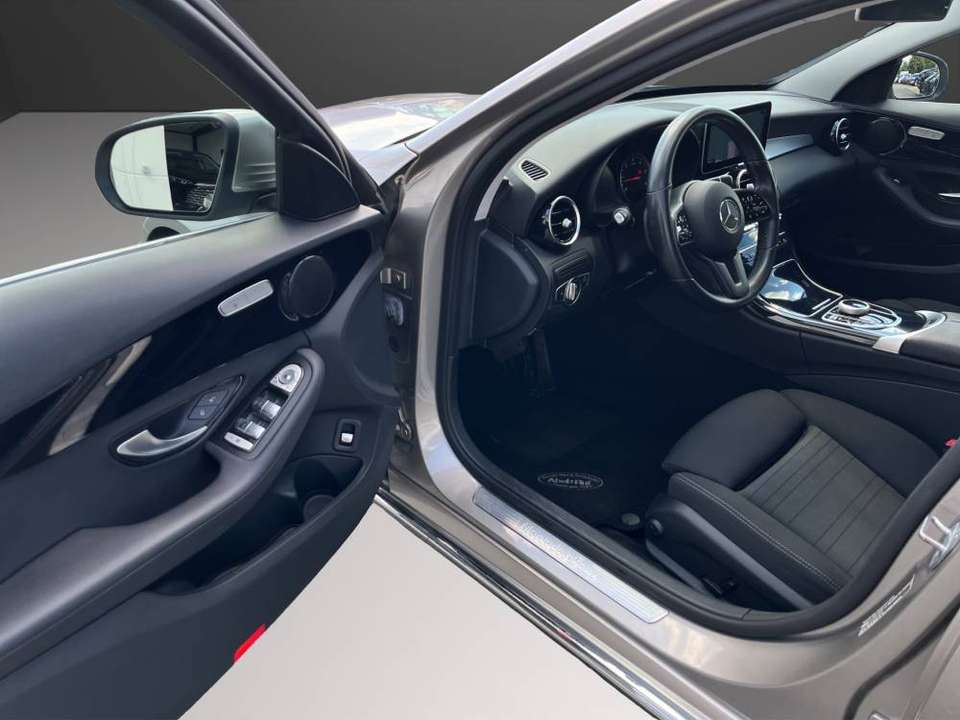 Mercedes-Benz C 200 - Imagem 7