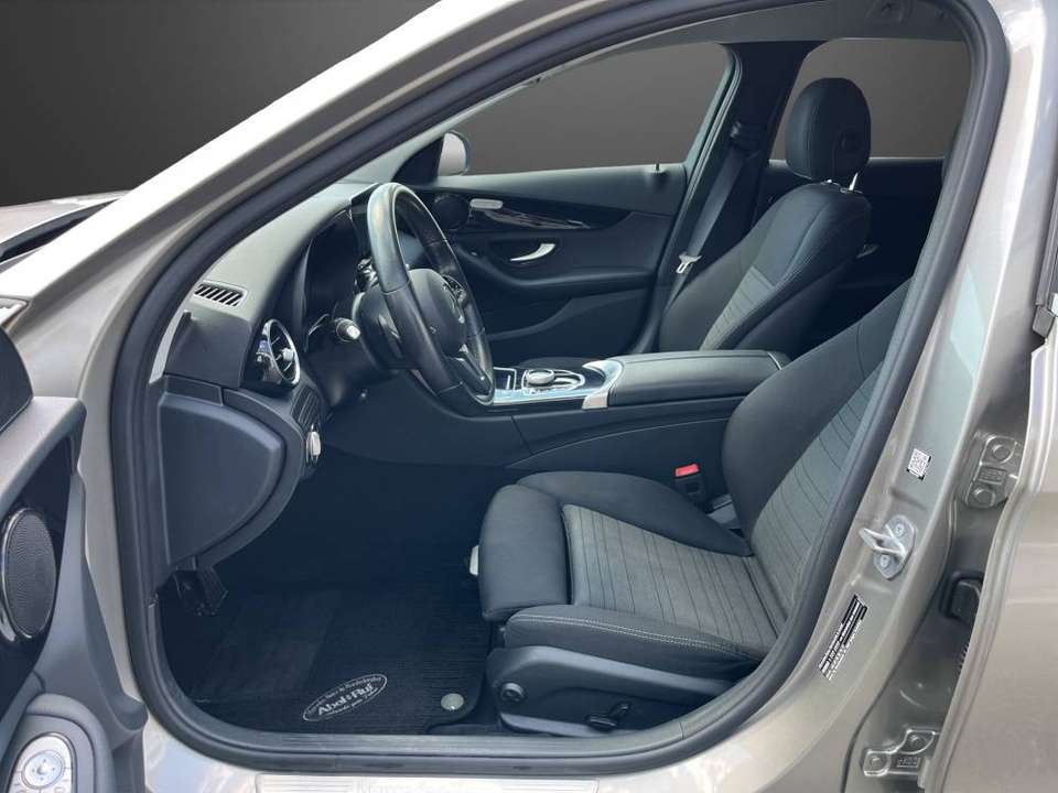Mercedes-Benz C 200 - Imagem 8