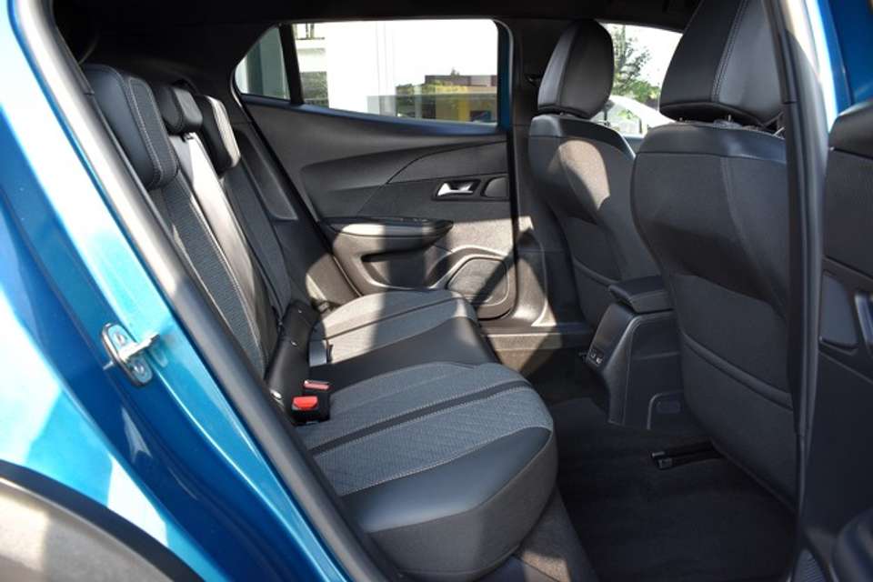Peugeot 2008 - Imagem 12