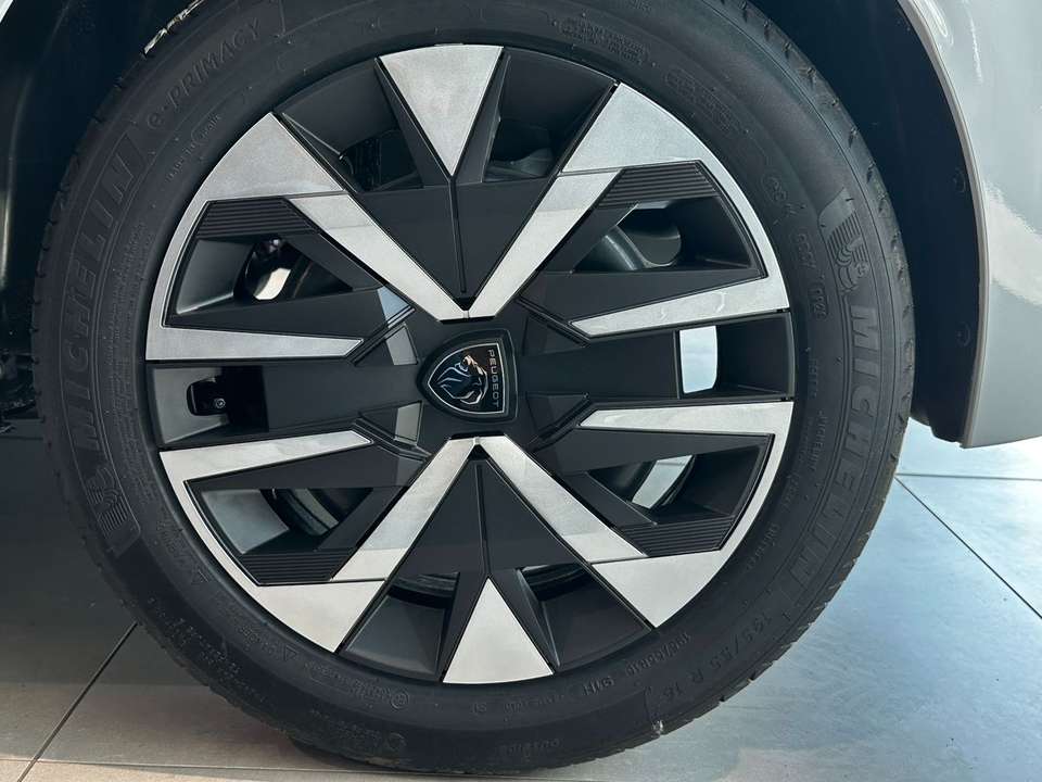 Peugeot 208 - Imagem 9