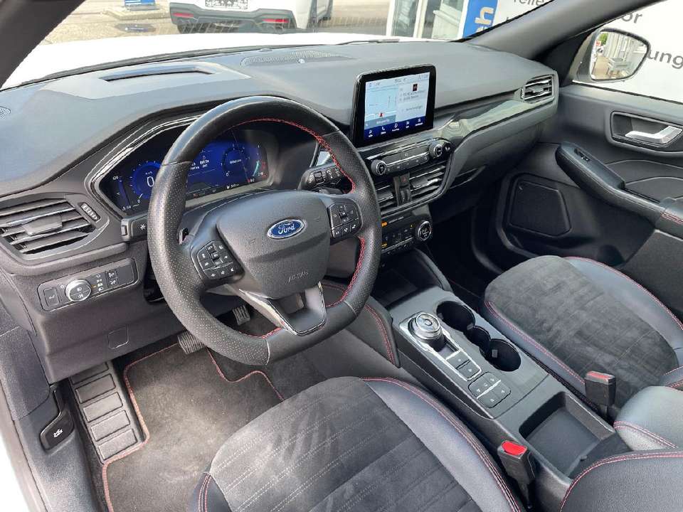 Ford Kuga - Imagem 11