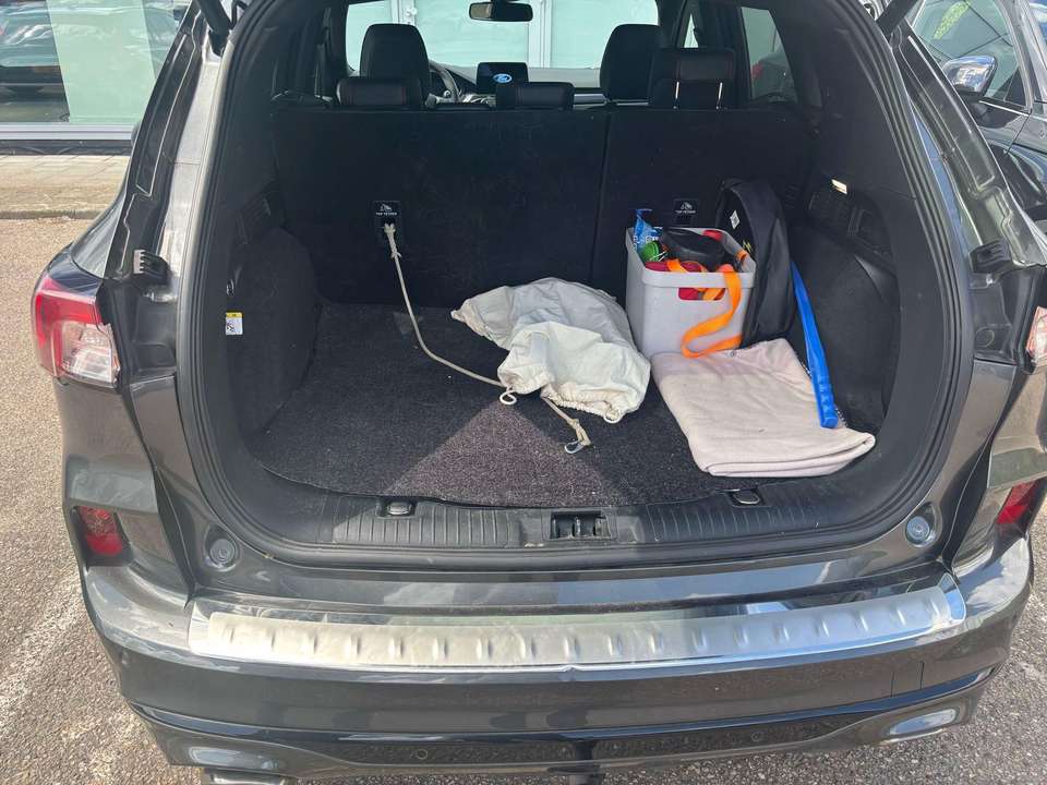 Ford Kuga - Imagem 6