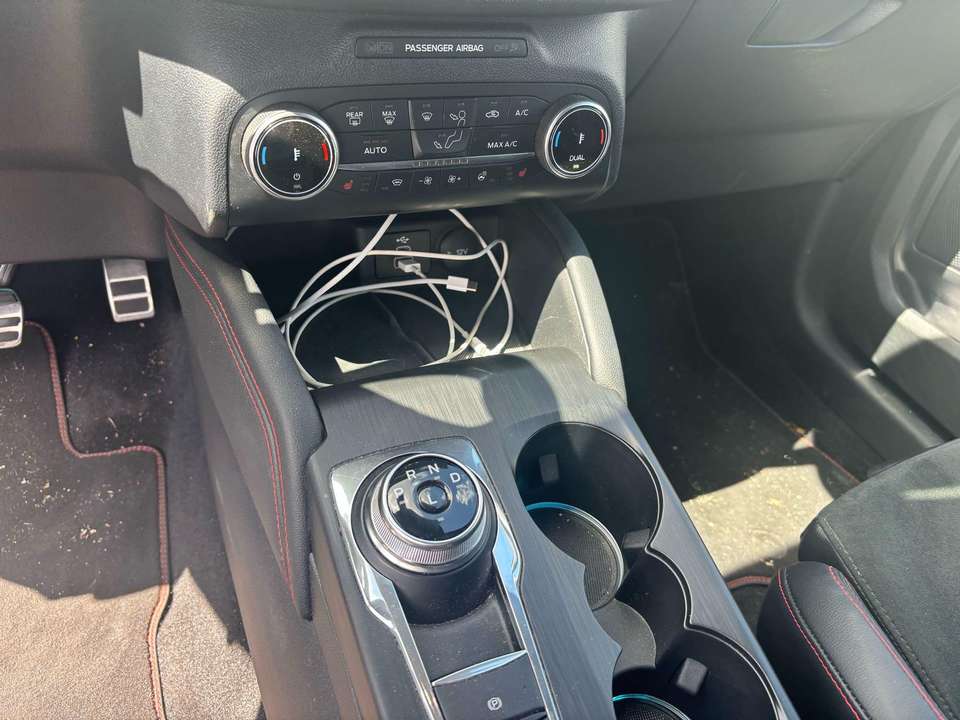 Ford Kuga - Imagem 12