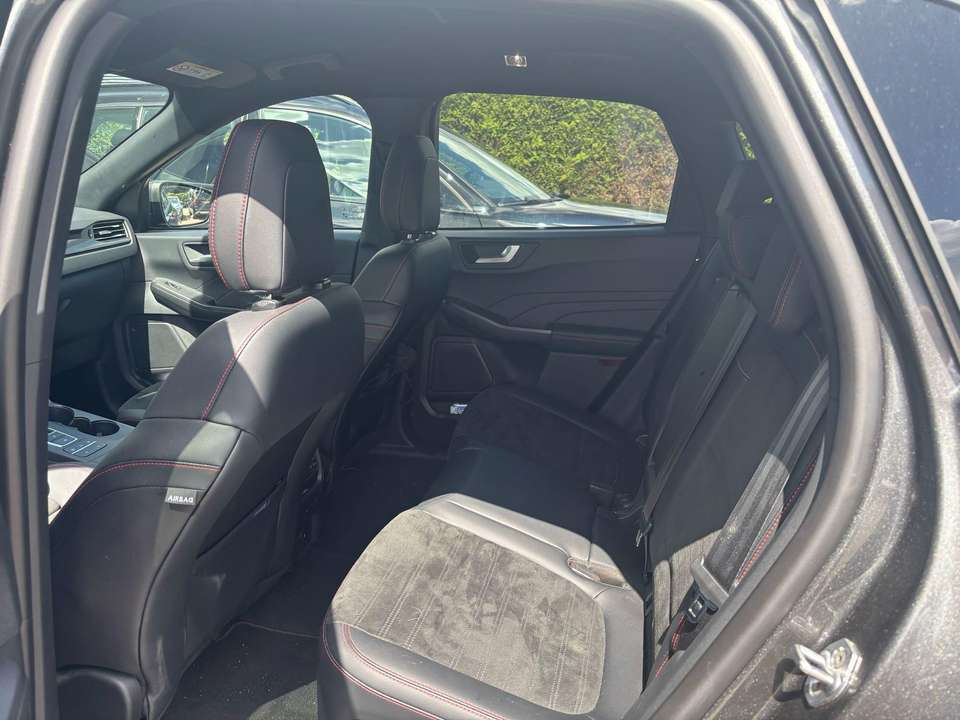 Ford Kuga - Imagem 15