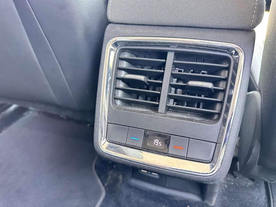 Skoda Enyaq - Imagem 14