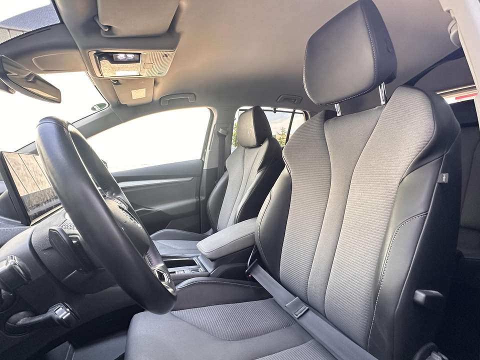 Skoda Enyaq - Imagem 18