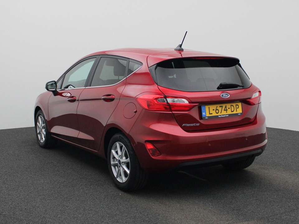 Ford Fiesta - Imagem 2