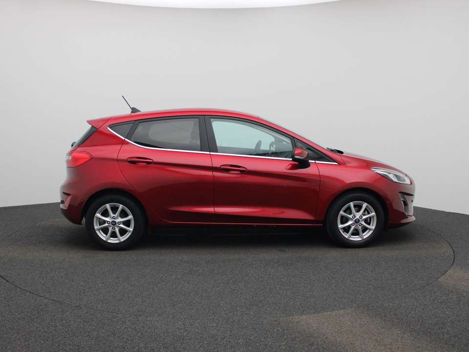 Ford Fiesta - Imagem 6