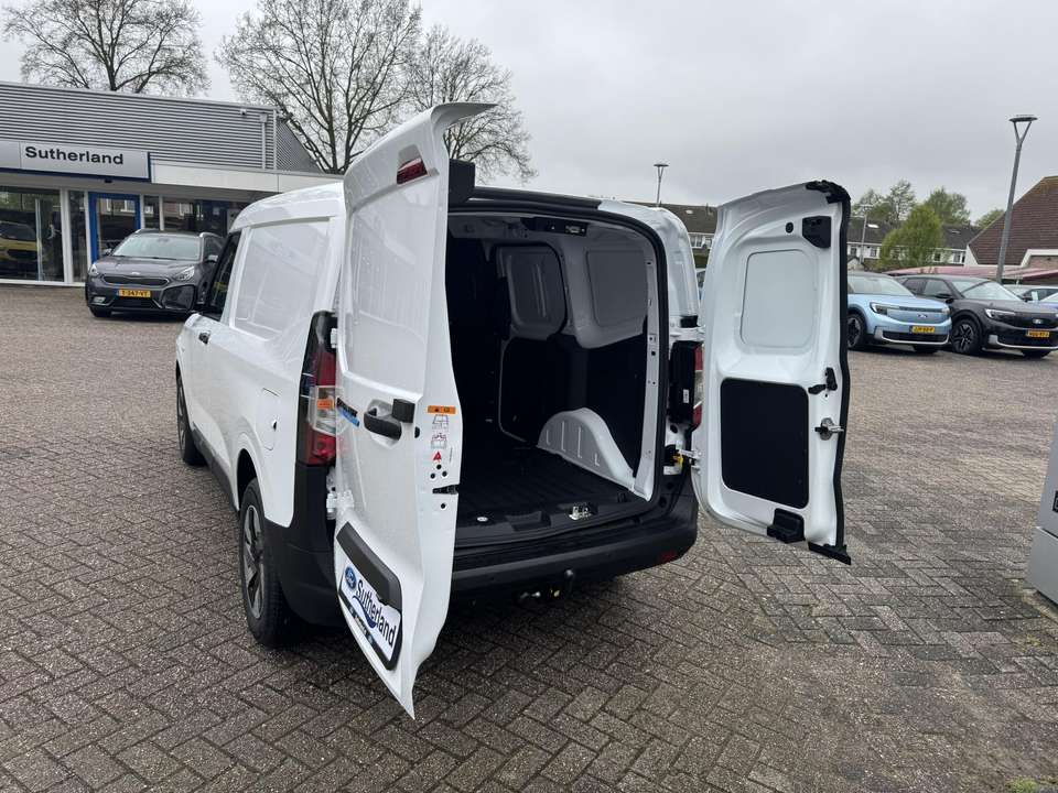 Ford Transit Courier - Imagem 11