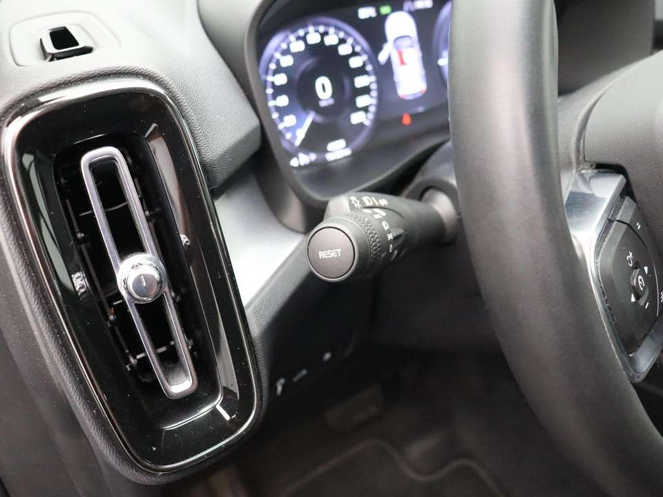 Volvo XC40 - Imagem 10