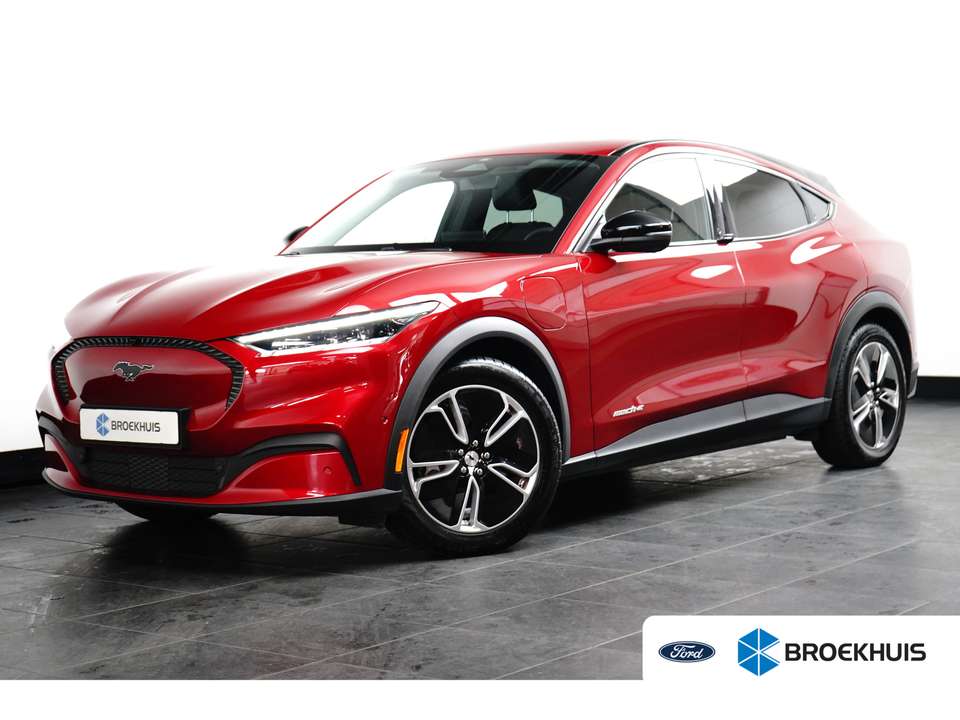 Ford Mustang Mach-E - Imagem 1