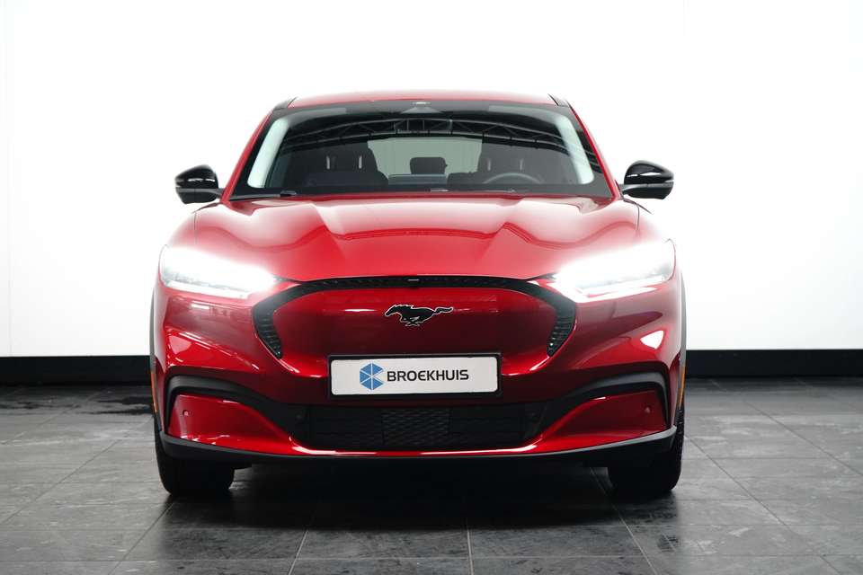 Ford Mustang Mach-E - Imagem 7