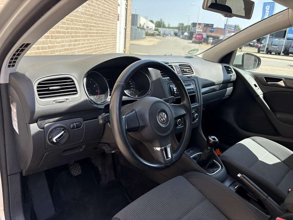 Volkswagen Golf - Imagem 3