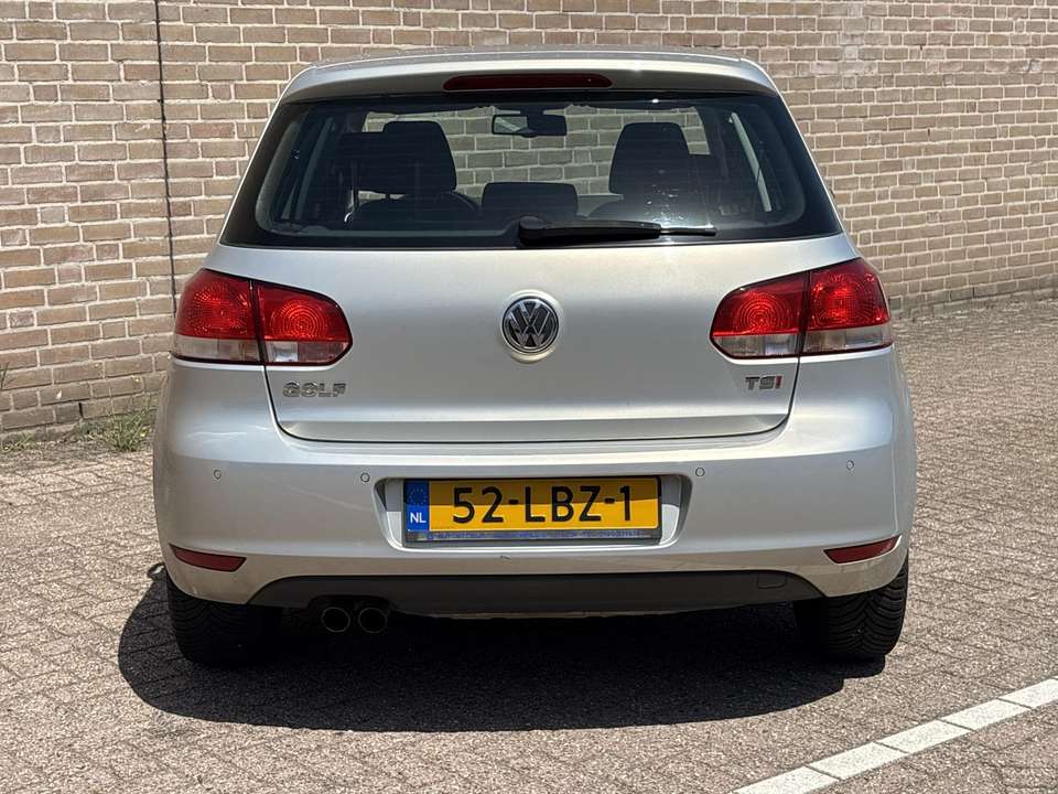 Volkswagen Golf - Imagem 6
