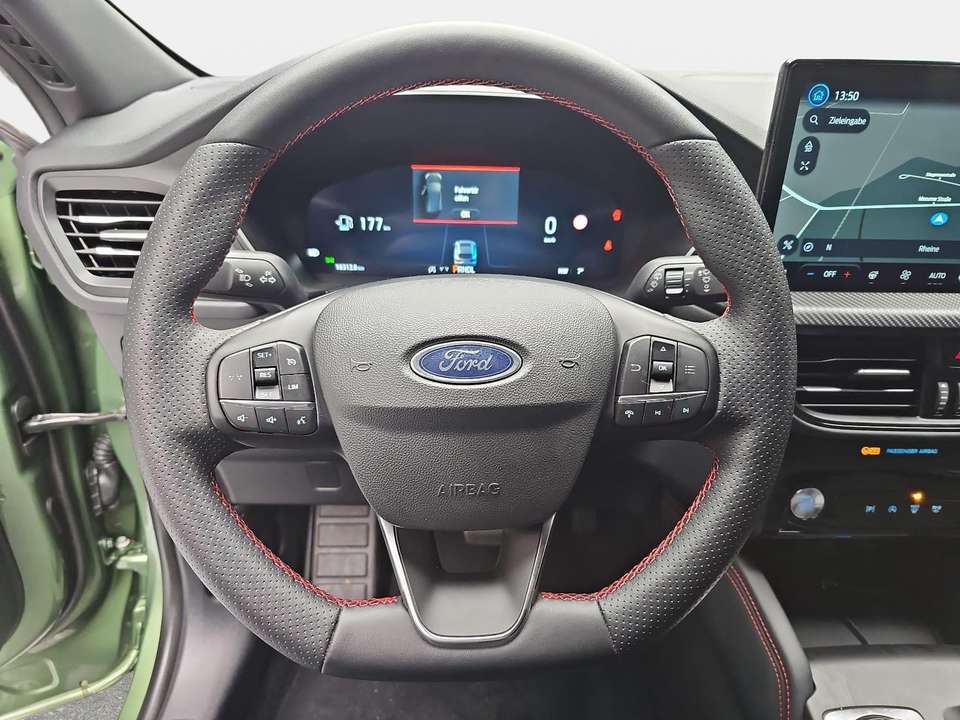 Ford Kuga - Imagem 14