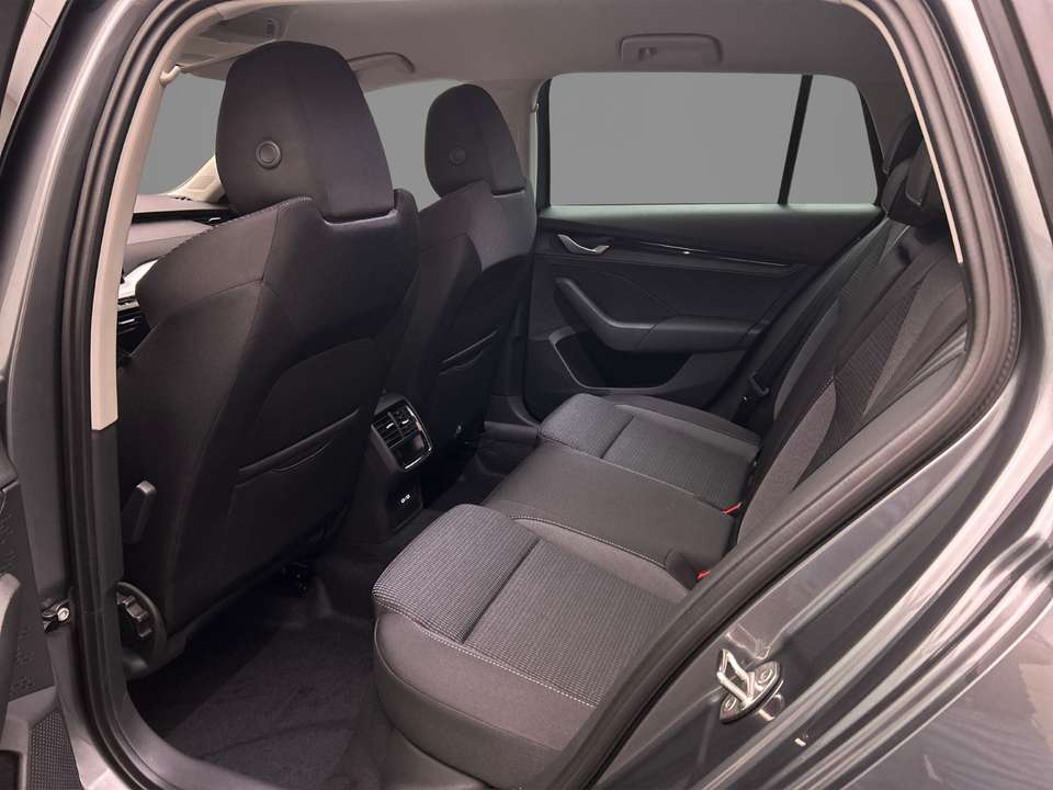 Skoda Octavia - Imagem 11