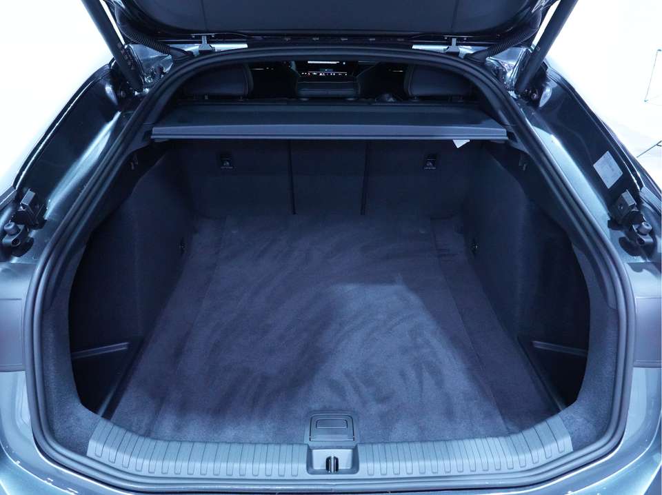 Audi A6 e-tron - Imagem 13