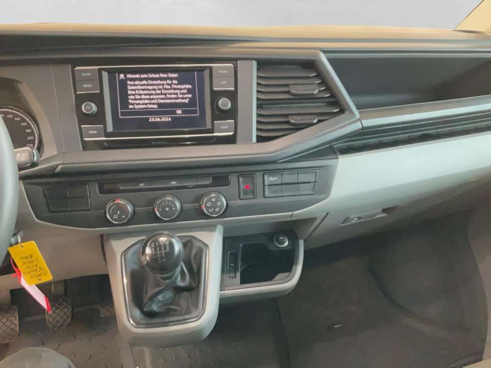Volkswagen T6.1 Transporter - Imagem 14