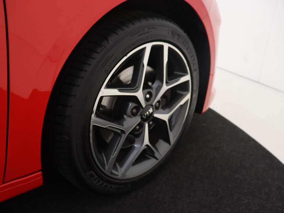 Kia Ceed SW / cee'd SW - Imagem 8