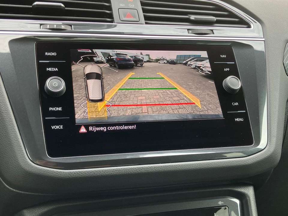 Volkswagen Tiguan - Imagem 12