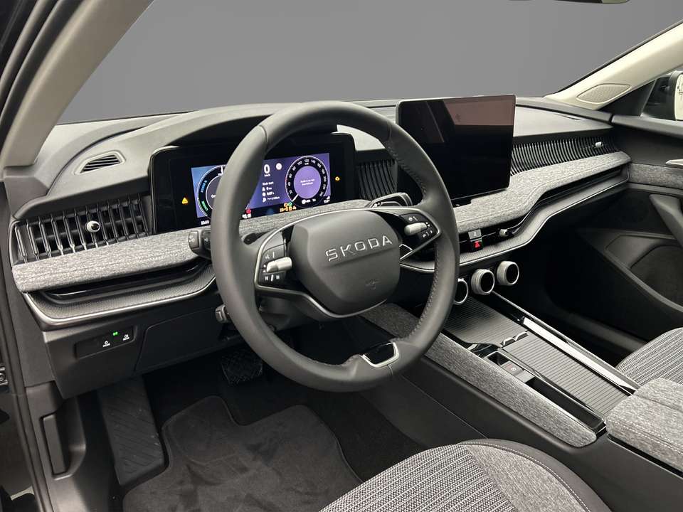 Skoda Superb - Imagem 4