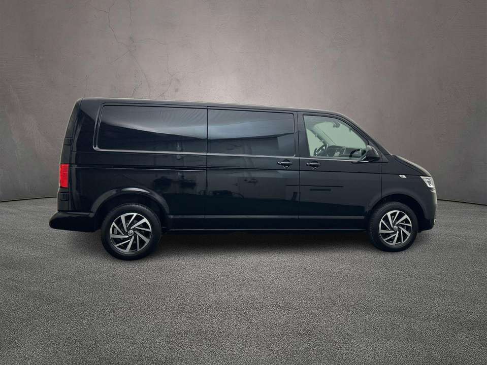 Volkswagen T6.1 Transporter - Imagem 9