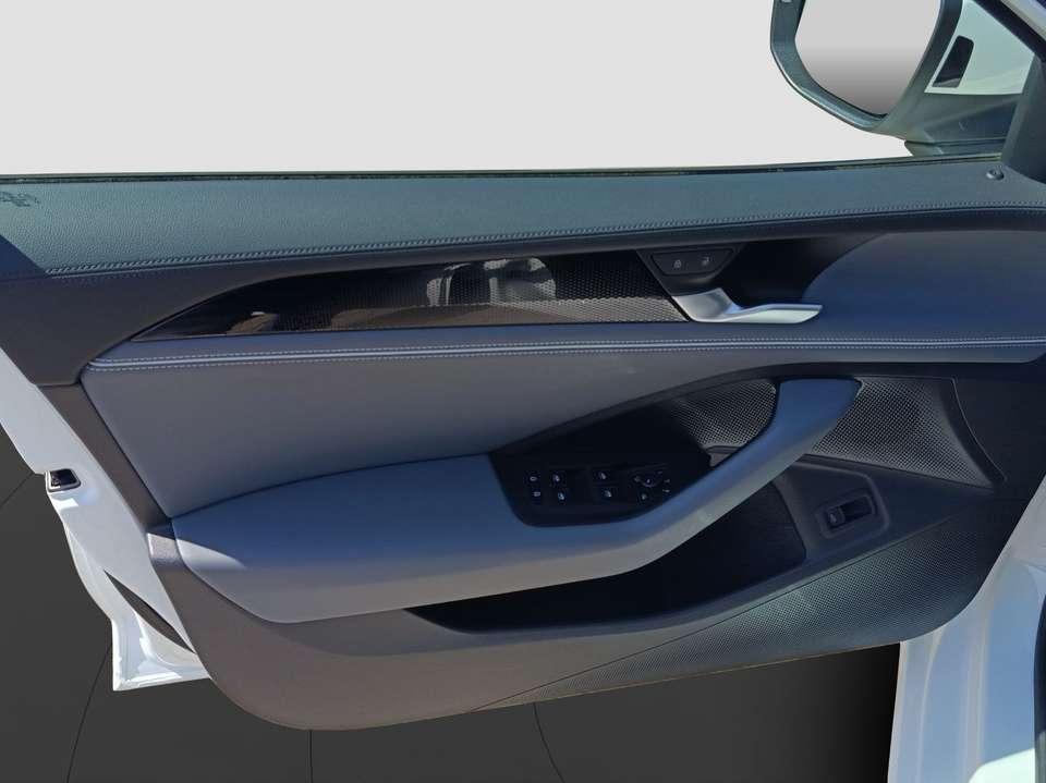 Volkswagen Passat Variant - Imagem 10