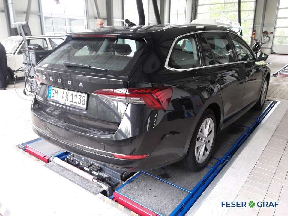 Skoda Octavia - Imagem 4
