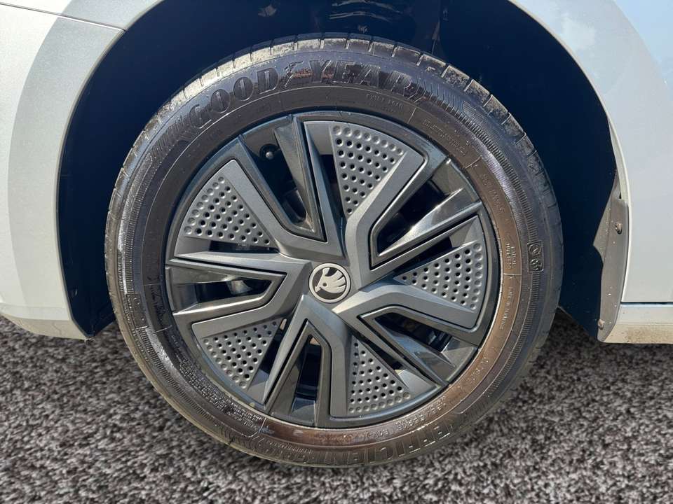 Skoda Fabia - Imagem 8