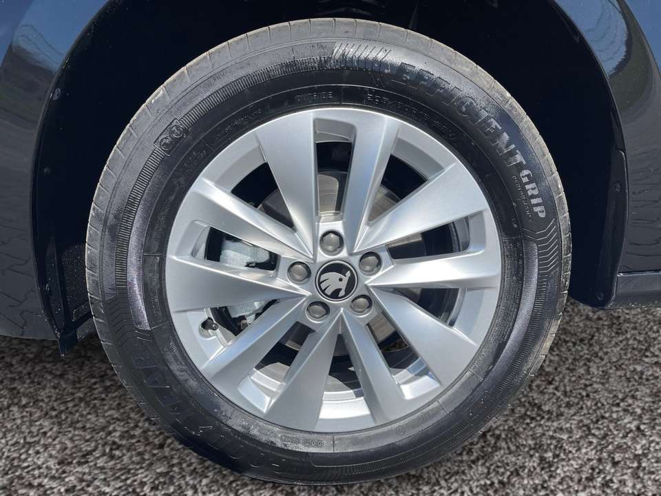 Skoda Kamiq - Imagem 8