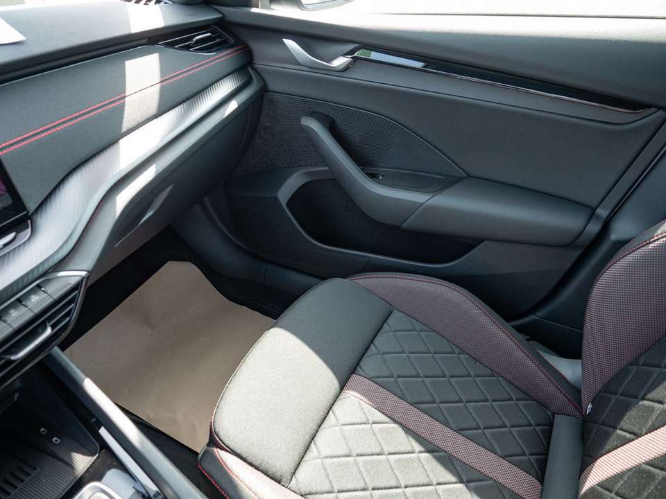 Skoda Octavia - Imagem 12