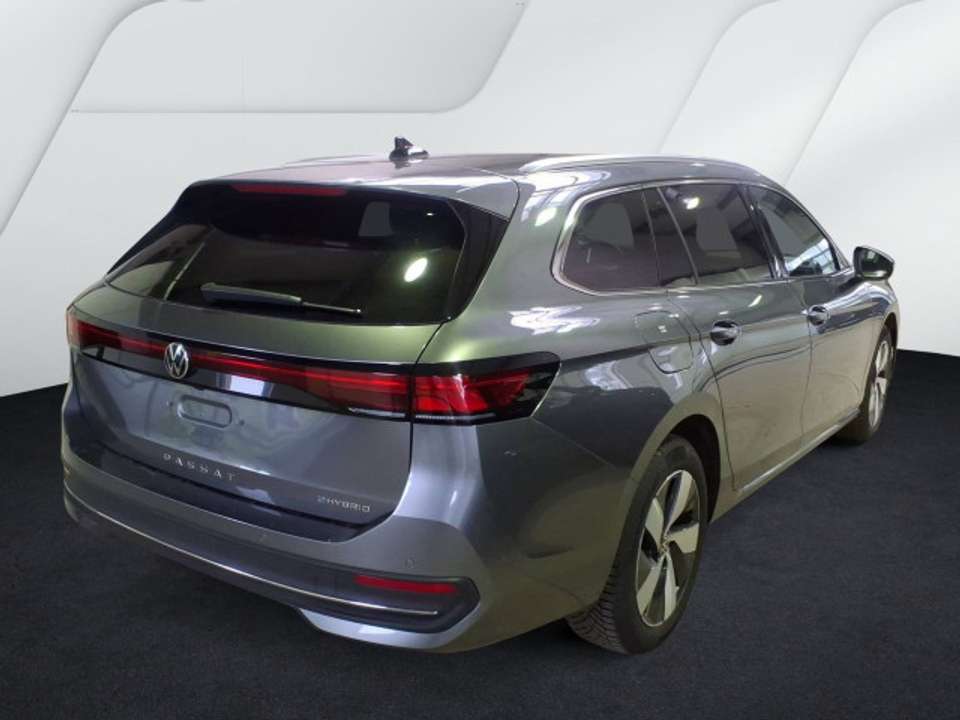 Volkswagen Passat - Imagem 3