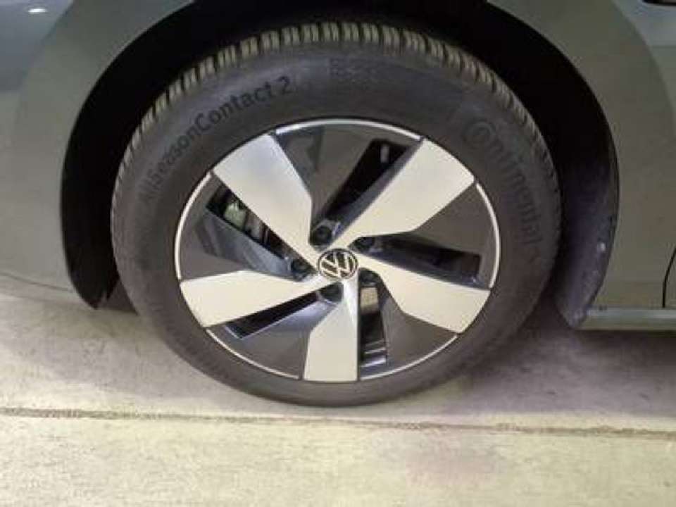 Volkswagen Passat - Imagem 10