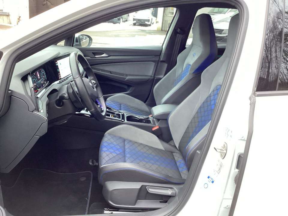 Volkswagen Golf Variant - Imagem 10
