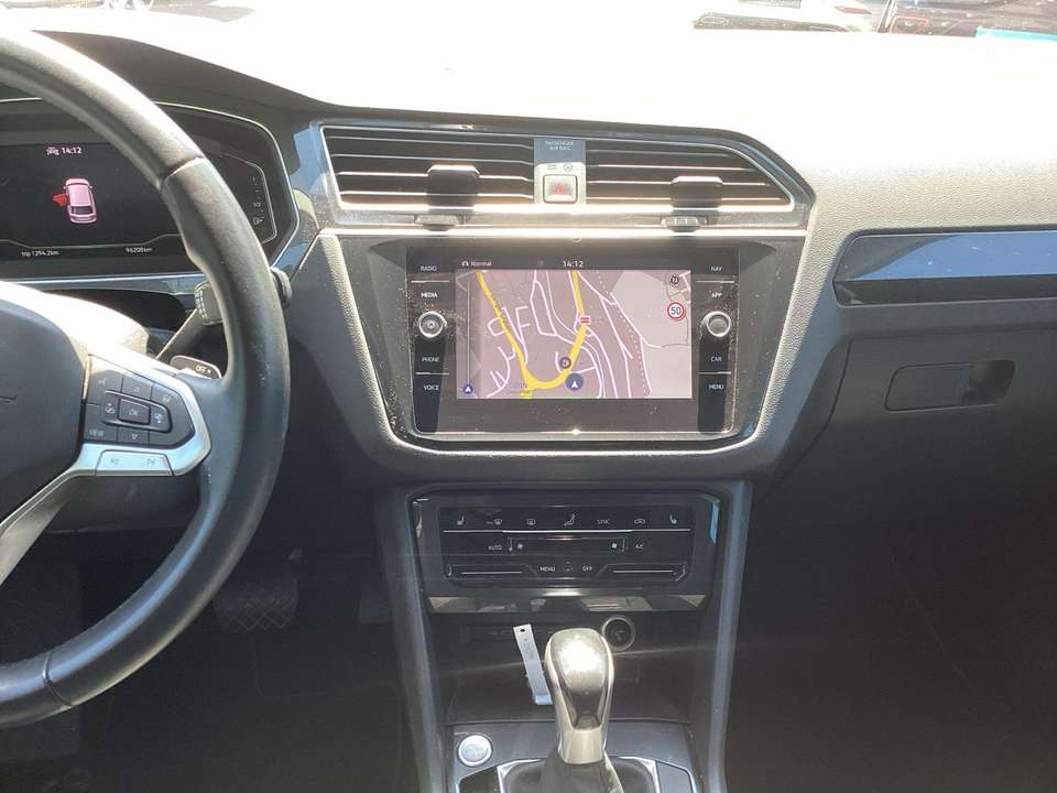 Volkswagen Tiguan - Imagem 12
