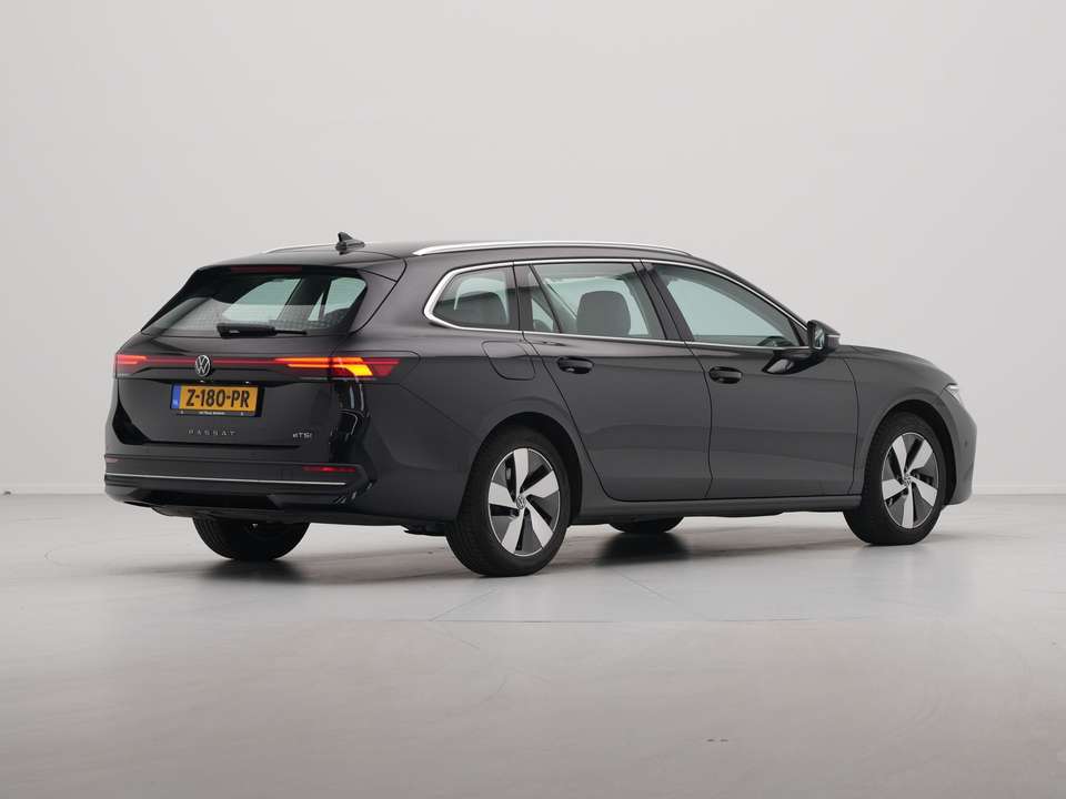 Volkswagen Passat Variant - Imagem 5