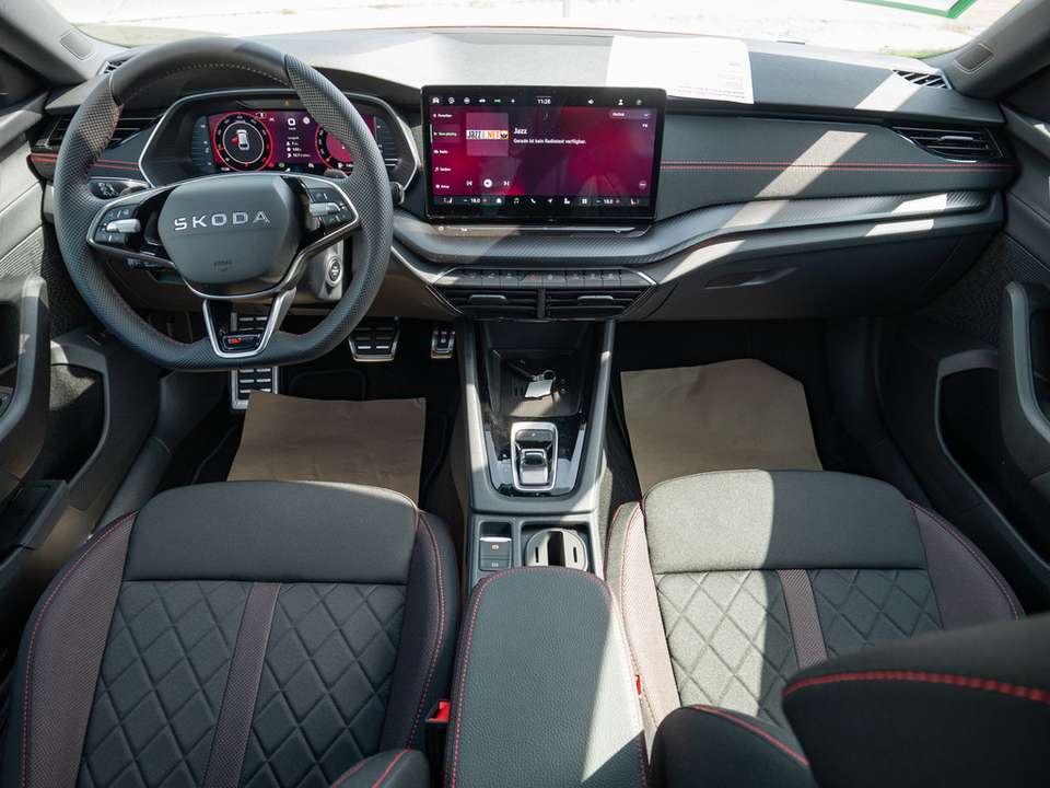 Skoda Octavia - Imagem 6