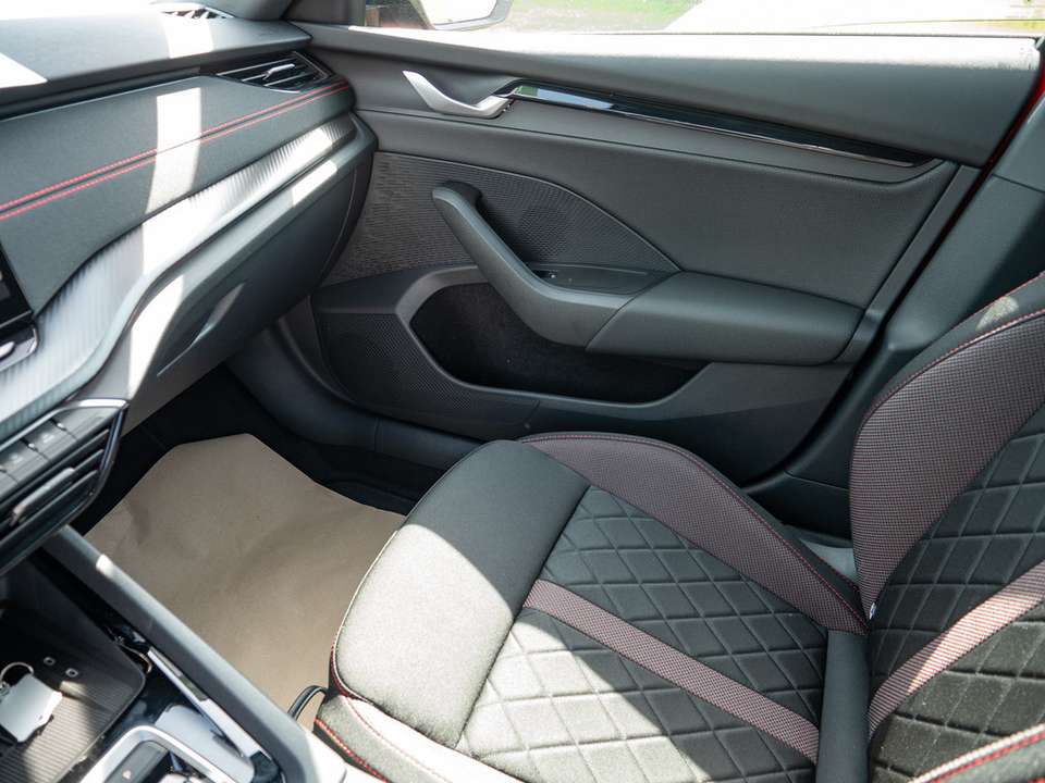 Skoda Octavia - Imagem 12